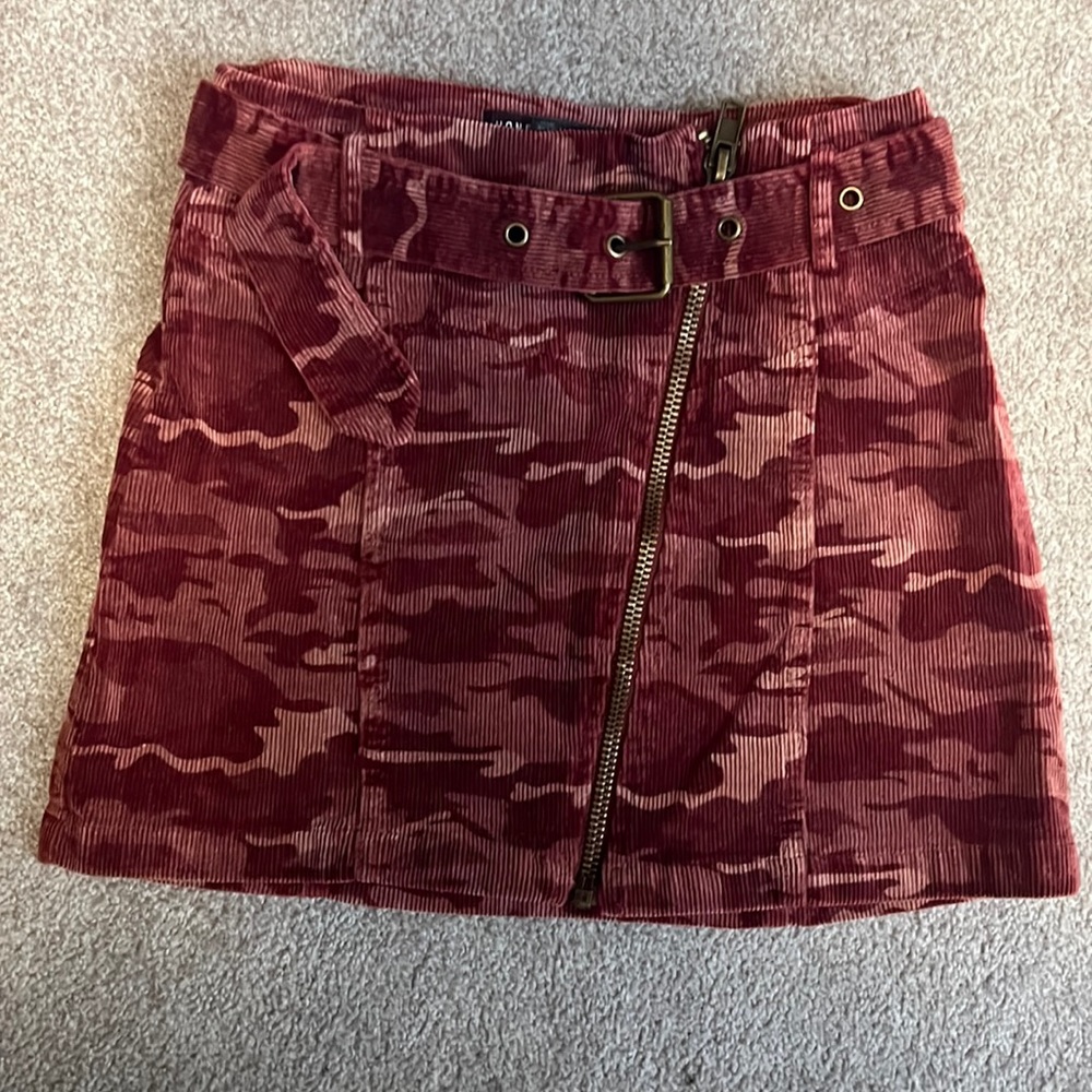 Mini pink camo skirt